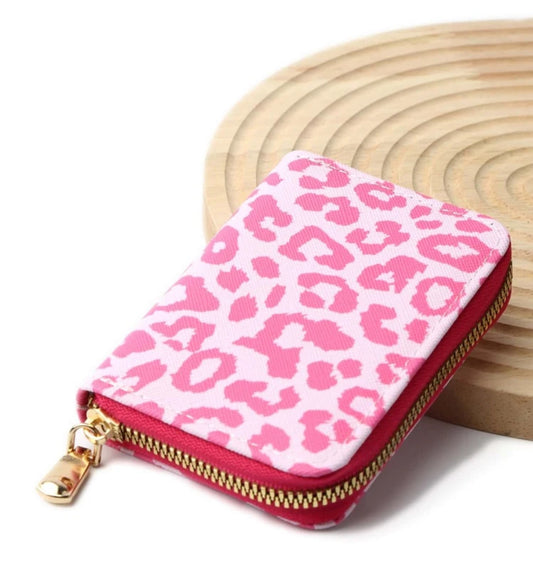 Women's zip wallet