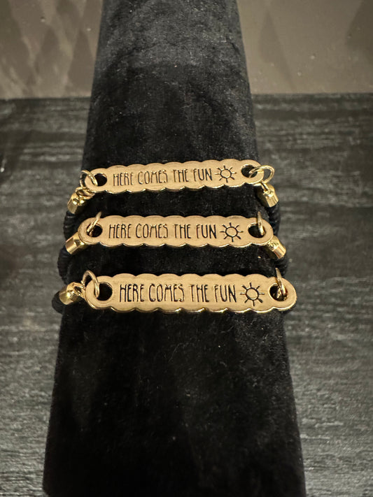 Connector Bracelet "Here comes the fun"