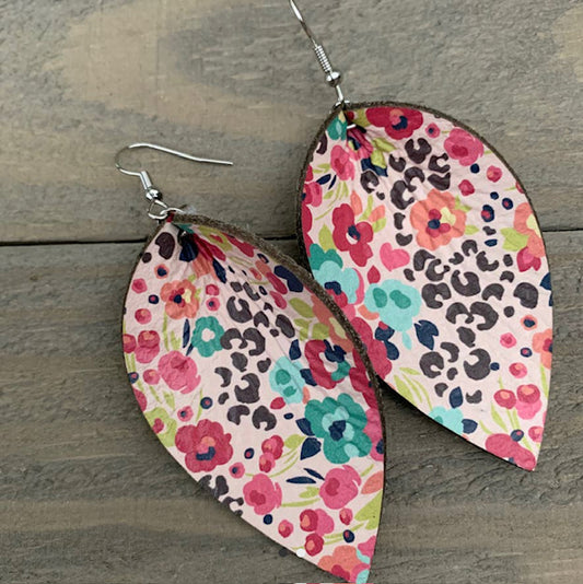 Earrings Floral print Leather