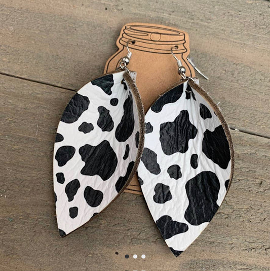 Earrings Cow print (leaf) Leather